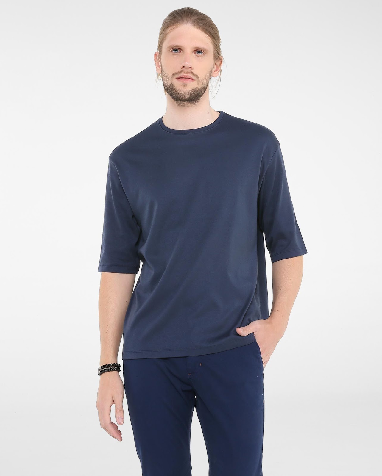 LEO KLEIN - KADU DANTAS PARA RIACHUELO - Camiseta Oversized LEO KLEIN - KADU DANTAS PARA RIACHUELO - Camiseta Oversized