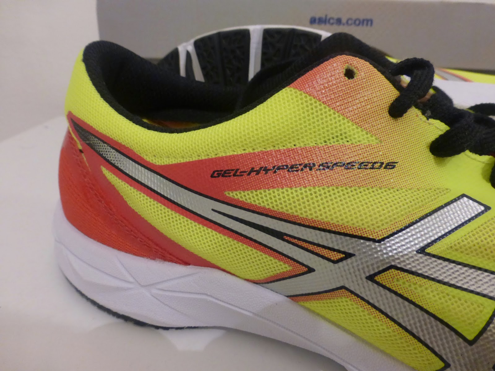 asics hyper speed carbon plate