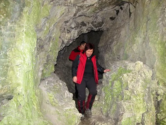 Opuszczamy jaskinię.