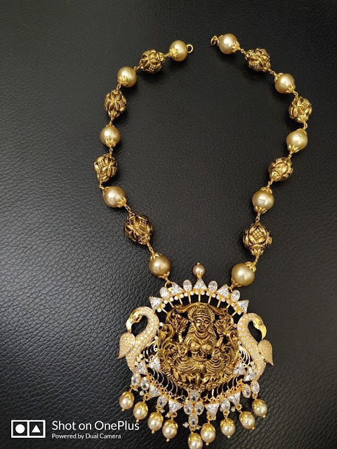 Nakshi Balls Set with Lakshmi Locket Nakshi Balls Set with Lakshmi Locket
