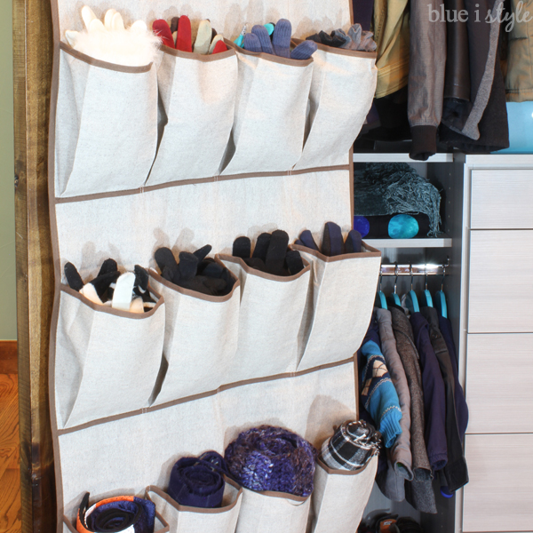 Five Minute Friday Add Extra Storage Without Damaging Your Doors Hang Shoe Bags On Doors