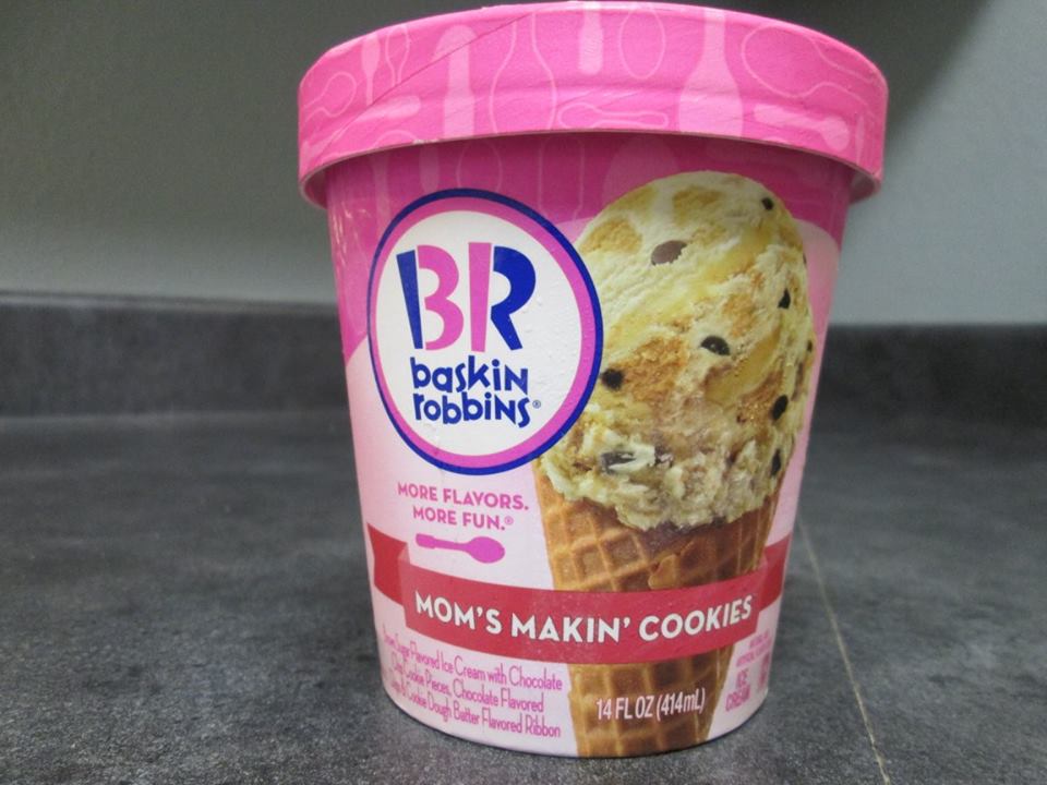 Robbins chocolate chip cookie dough baskin BASKIN