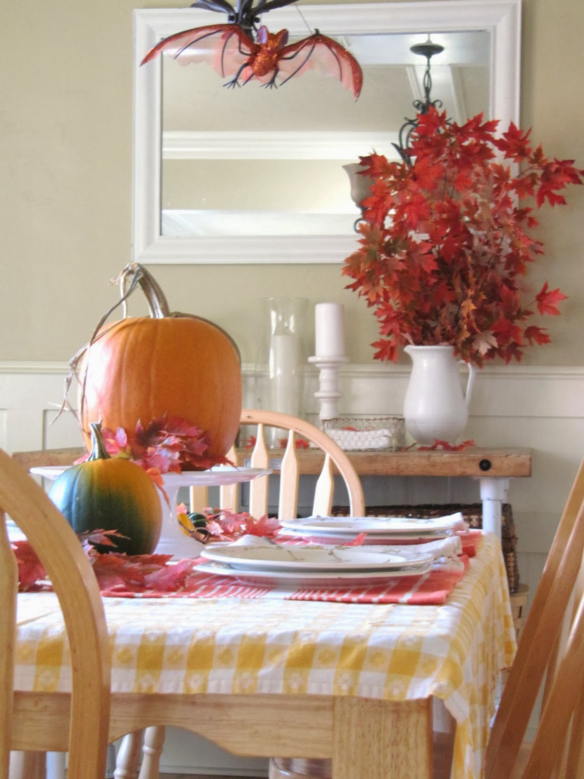Decorating for Fall in the Dining Room