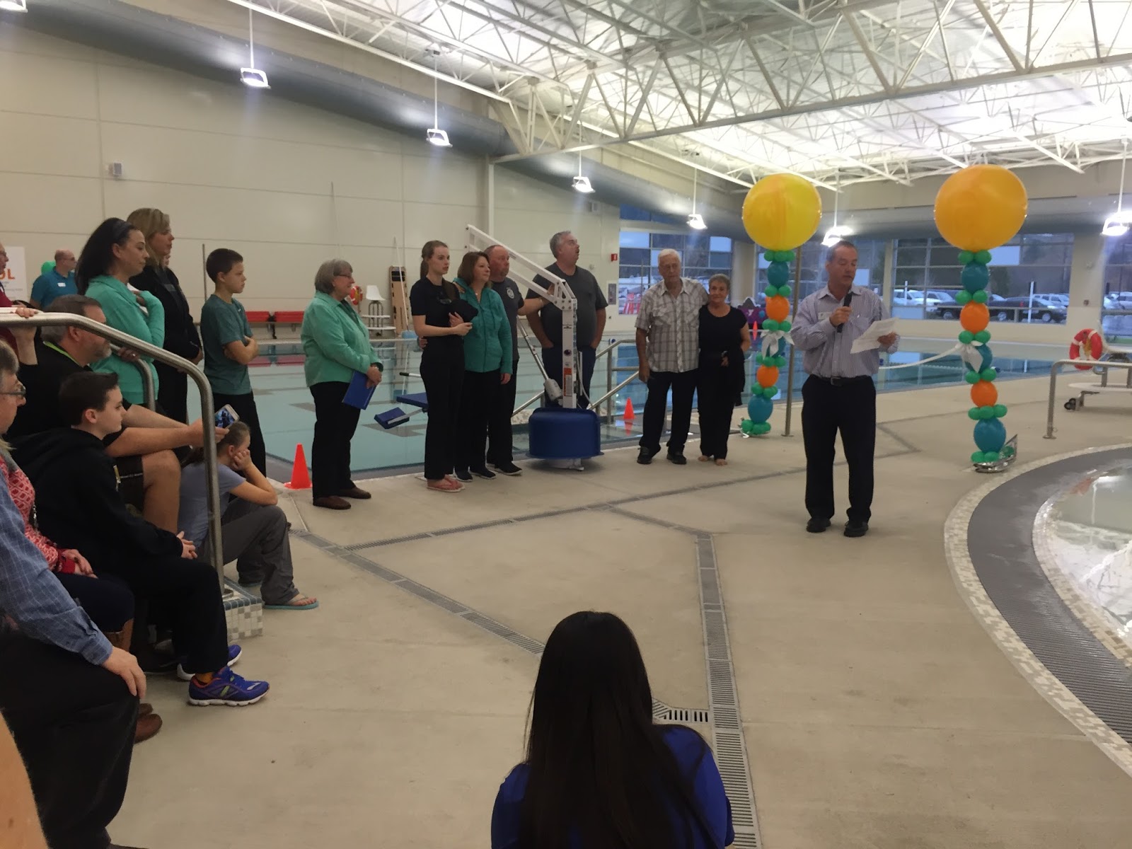 sumner community pool