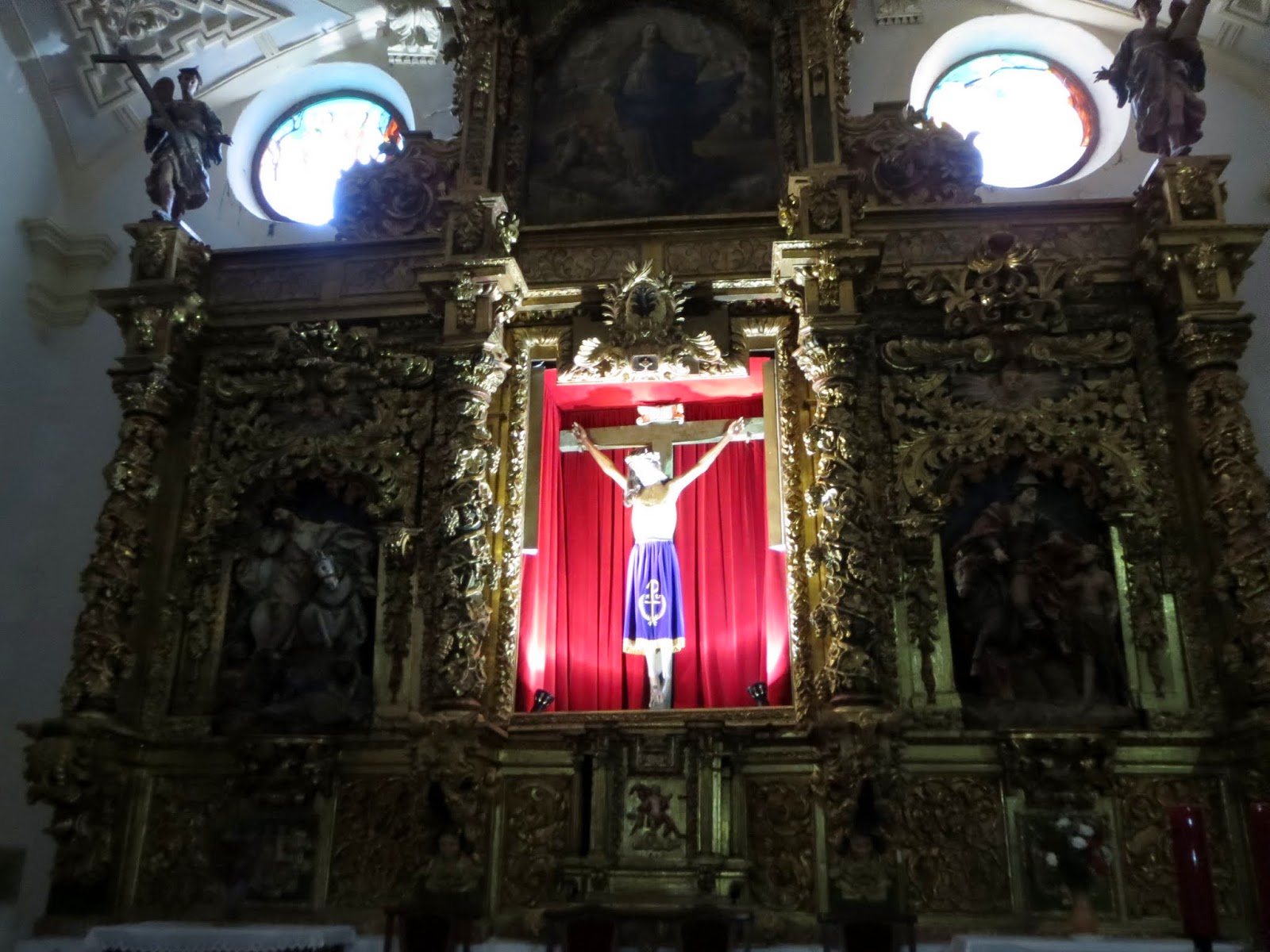 La Ruta de Isabel. Madrigal de las Altas Torres. Real Hospital de la Purísima Concepción. Cristo de las Injurias