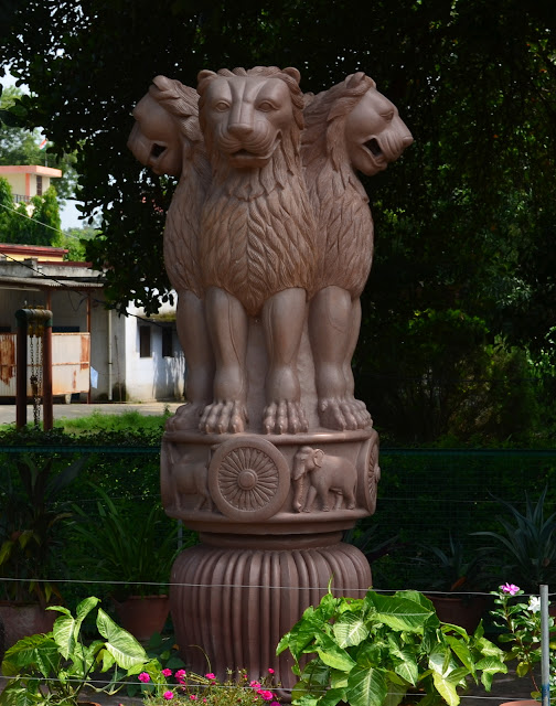 Replica of Ashoka Pillar, Sarnath