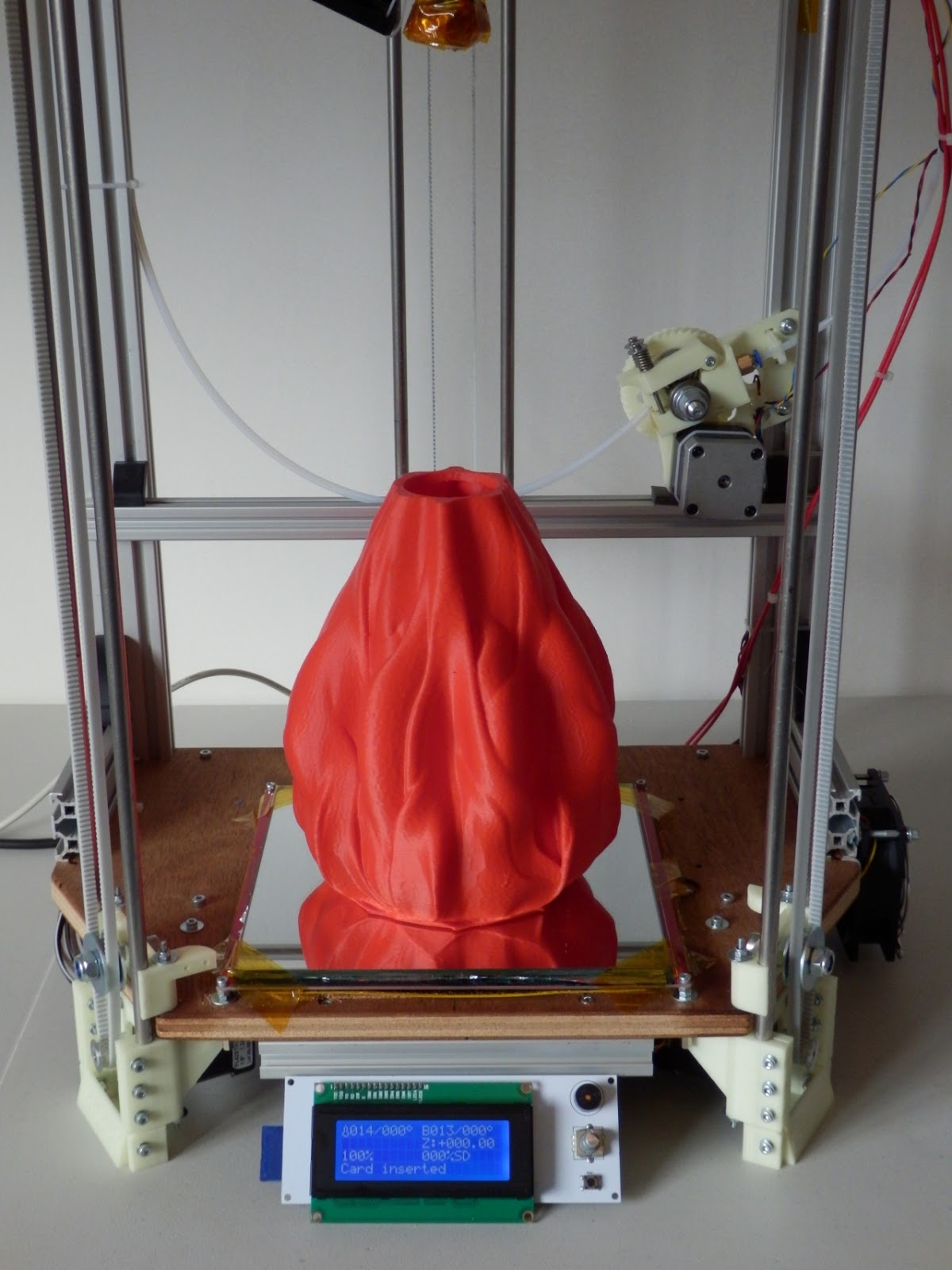 Reprap development and further adventures in DIY 3D printing Rostock Delta 3D printer build