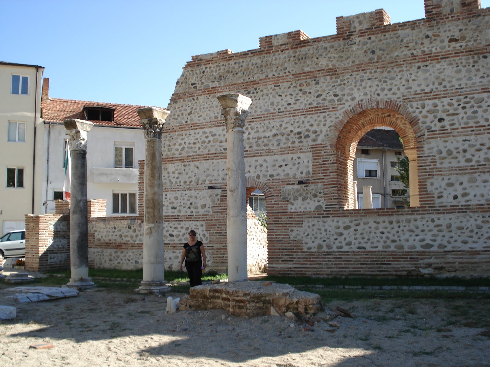 БЪЛГАРИЯ НА ТРИ МОРЕТА1 Епископска БазиликаСандански
