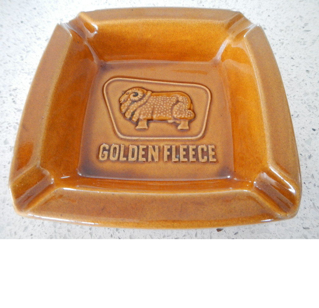 VINTAGE ELISCHER AUSTRALIA GOLDEN FLEECE ASHTRAY RARE FREE PRICE