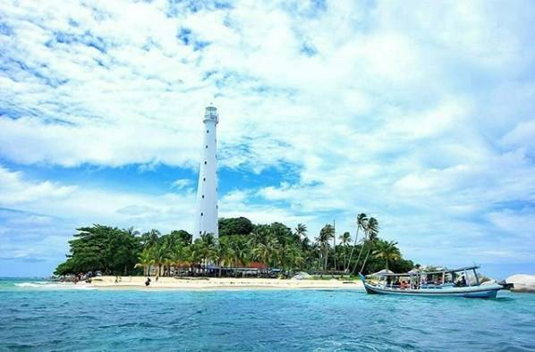 Pulau Lengkuas, Belitung Pulau Lengkuas Belitung, destinasi belitung, wisata belitung, pulau belitung
