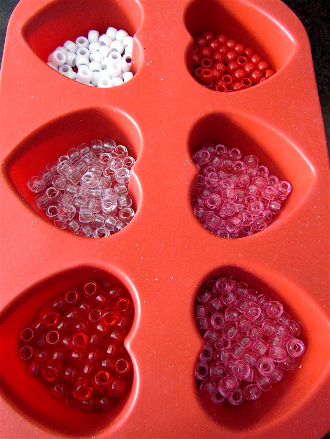 Little Chloe Cooks: Valentine's Day Bead Craft Decoration