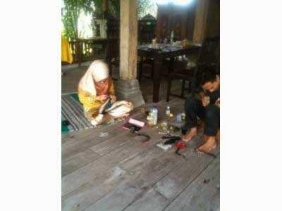 Kursus Membuat Sepatu Kulit Wanita Kursus Membuat Sepatu Kulit Wanita
