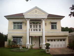 Gambar desain rumah eropa mewah klasik Gambar desain rumah eropa mewah klasik