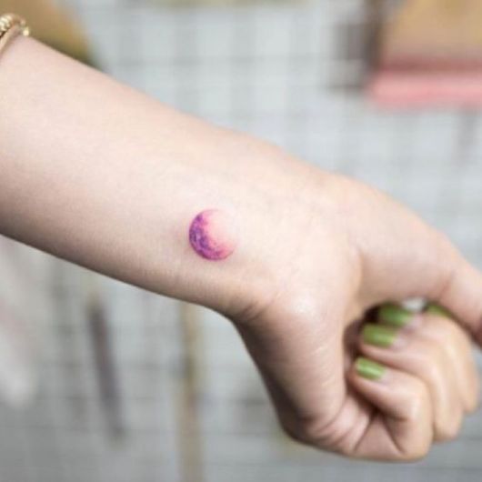 tatuagens femininas da lua tatuagens femininas da lua