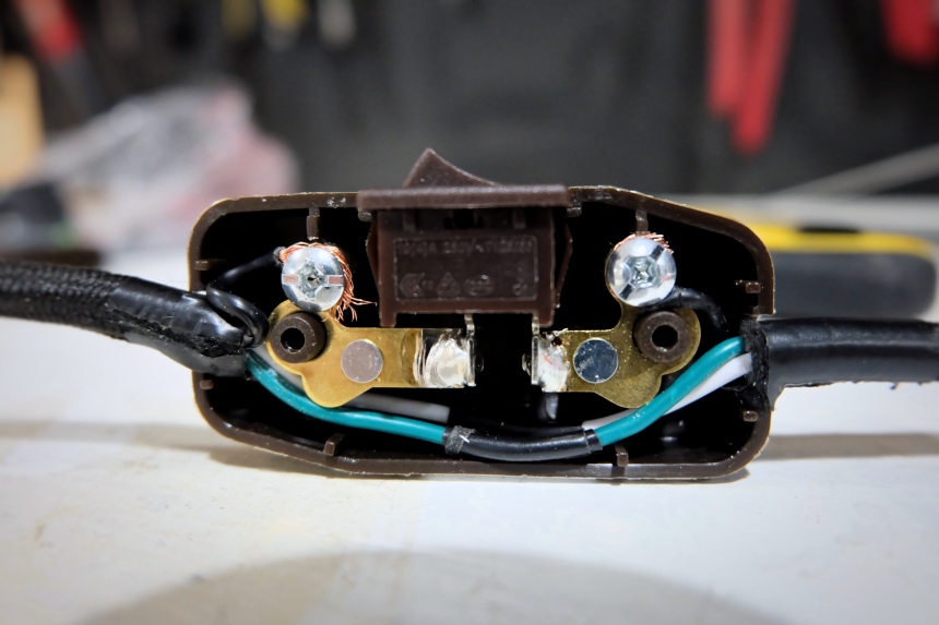 How To DIY Turn a Hardwire Light Fixture into a PlugIn Flipping the Flip