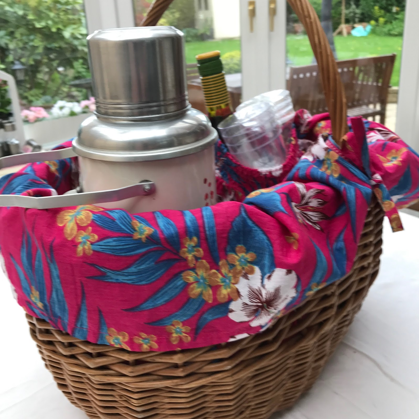 Dee at the Carlton Making a fabric basket cover