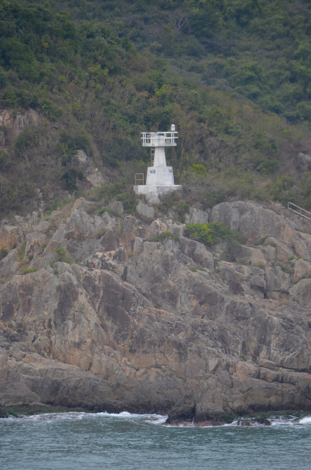 Neal's Lighthouse Blog Fat Tong Chau (Junk Island) Lighthouse, Hong