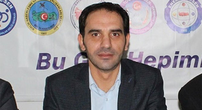 Bürokratik engeller eğitim-öğretimimizi felç etti Bürokratik engeller eğitim-öğretimimizi felç etti