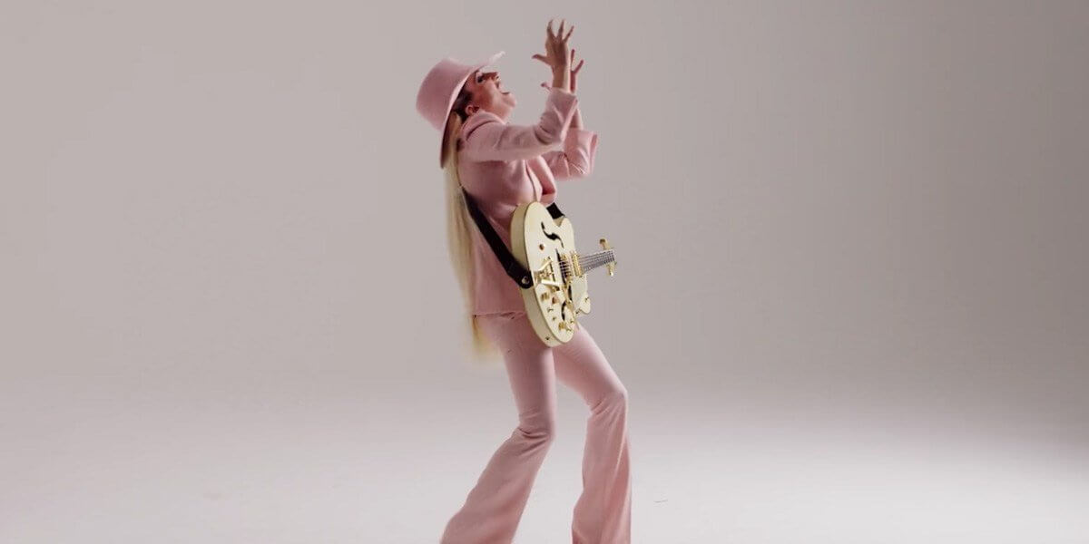 lady-gaga-million-reasons-video.jpg.3bc4