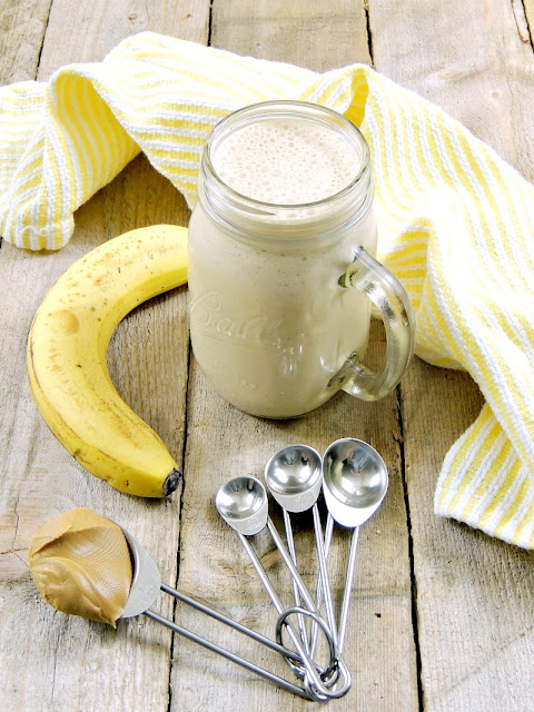 Peanut Butter and Banana Smoothie - A delicious breakfast alternative that brings together the classic combo of peanut butter and banana. By using peanut butter powder, the calories and fat are lower, and the protein is higher from www.bobbiskozykitchen.com
