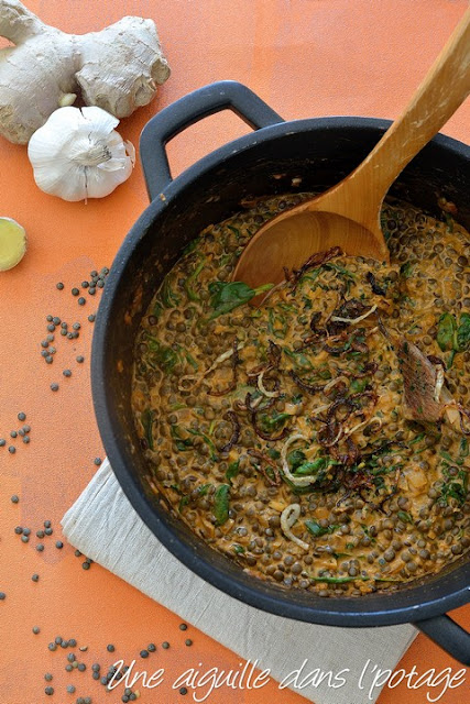 Dahl de lentilles vertes aux épinards