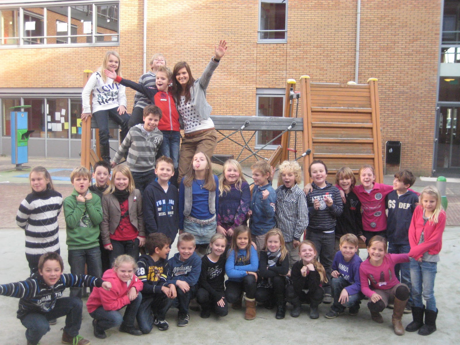 Groep 5, de Bongerd: Juf Lieke gaat naar de Alexander school.