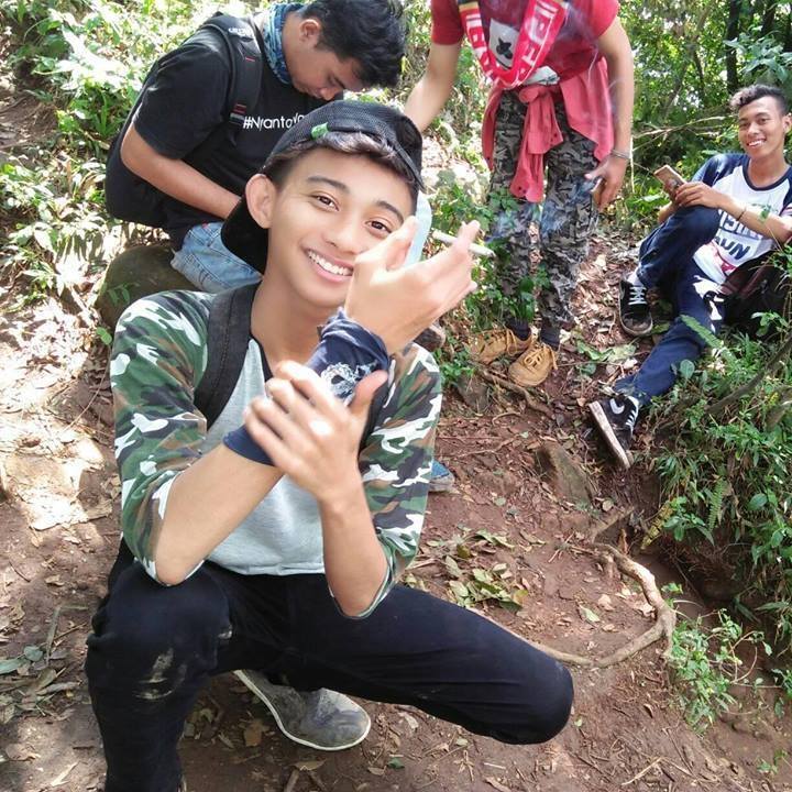 Tomi Ahmad Cowok Keren