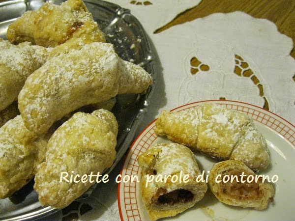 mini cornetti con mela e marmellata