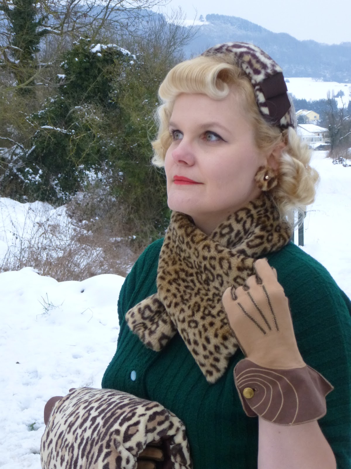 LOST IN THE 50's Vintage LEOPARD style!!!!