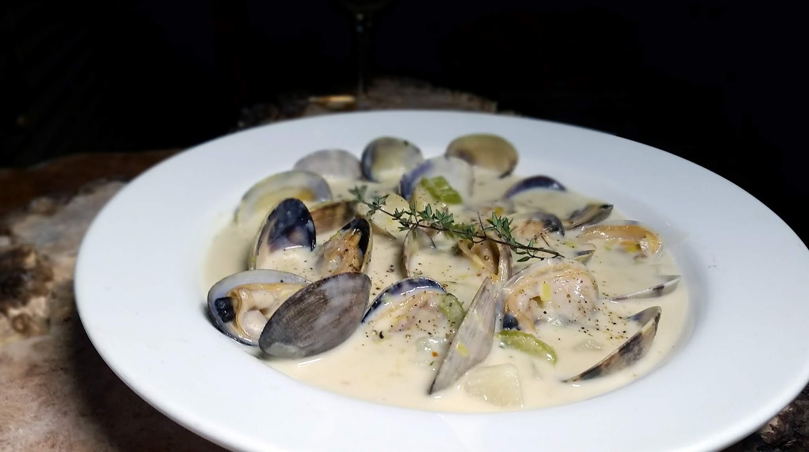 Thibeault's Table Clam Chowder With Fresh Clams