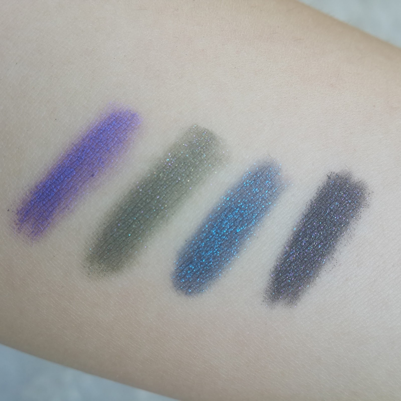 Avon glimmerstick eyeliner Glitter Snowflake