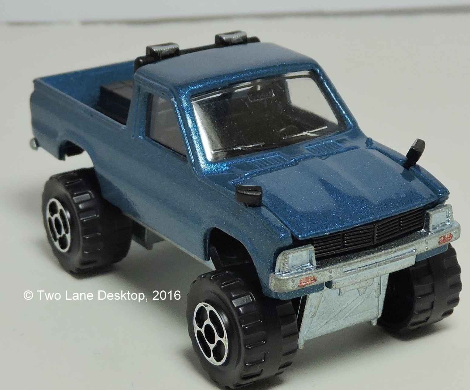 Majorette And Tomica 1980 Toyota Hilux S