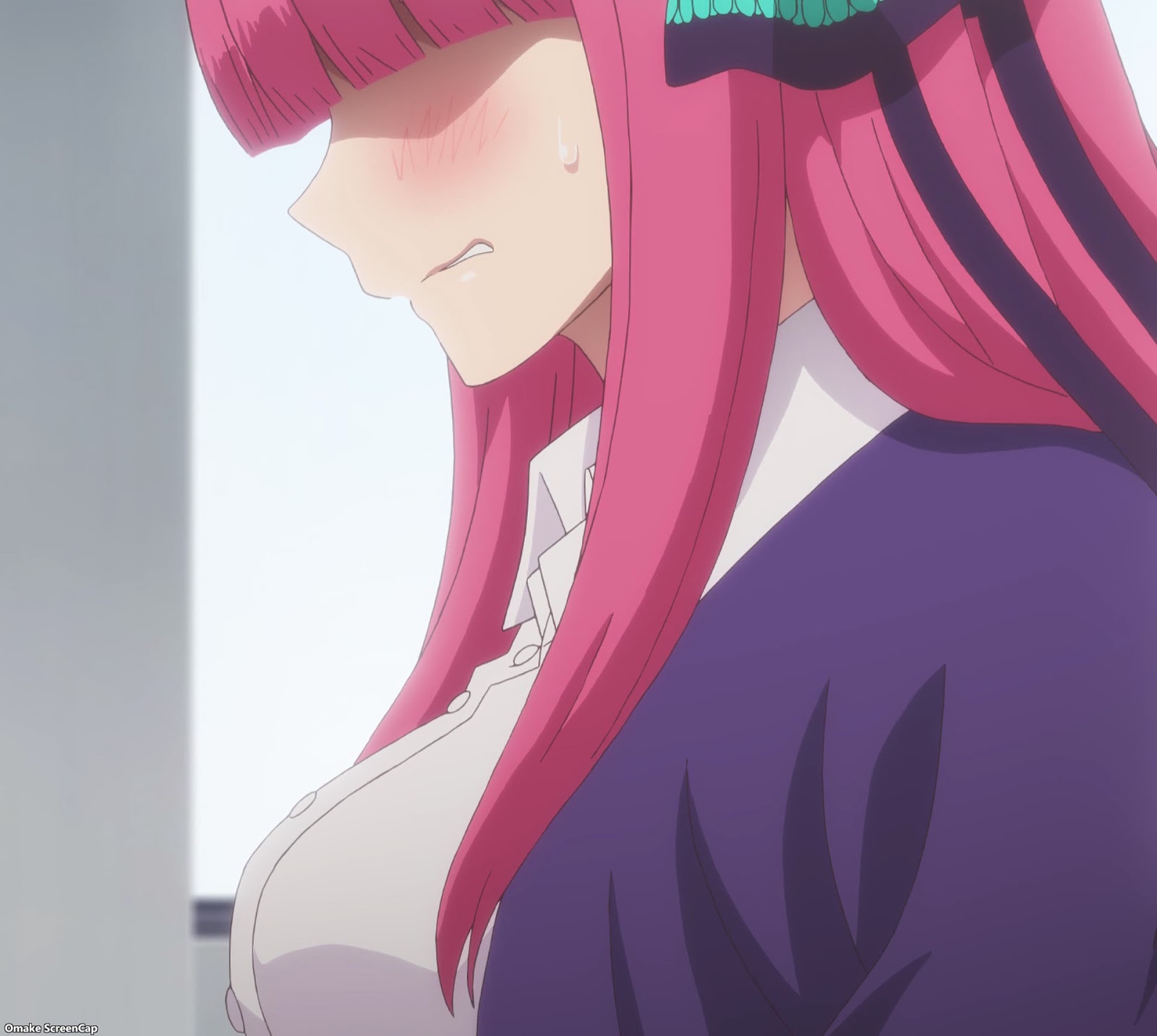 Omake Gif Anime - Go-toubun no Hanayome - Episode 6 - Miku Gets Shy.