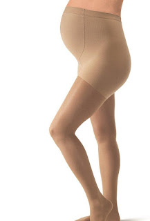 A importância do uso de meias compressivas no período gestacional A importância do uso de meias compressivas no período gestacional