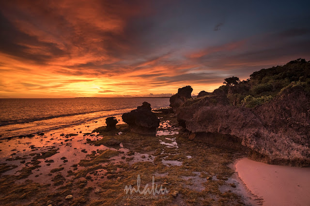 Senja di Pantai Kura Kura