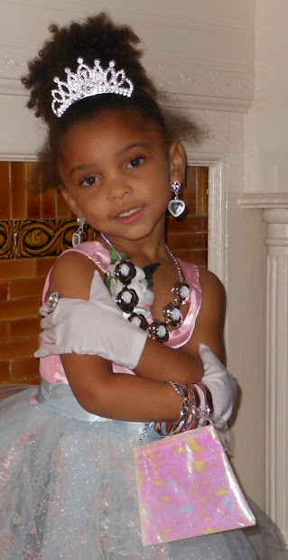 princess - haiku little black