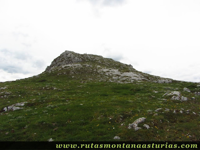 Llegando a la cima de la Siella