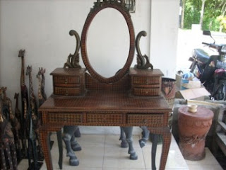 meja rias batik kayu