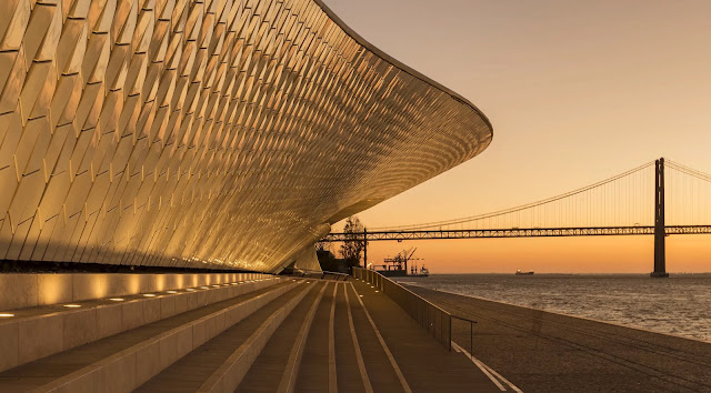 Museo de Arte, Arquitectura y Tecnología (MAAT)