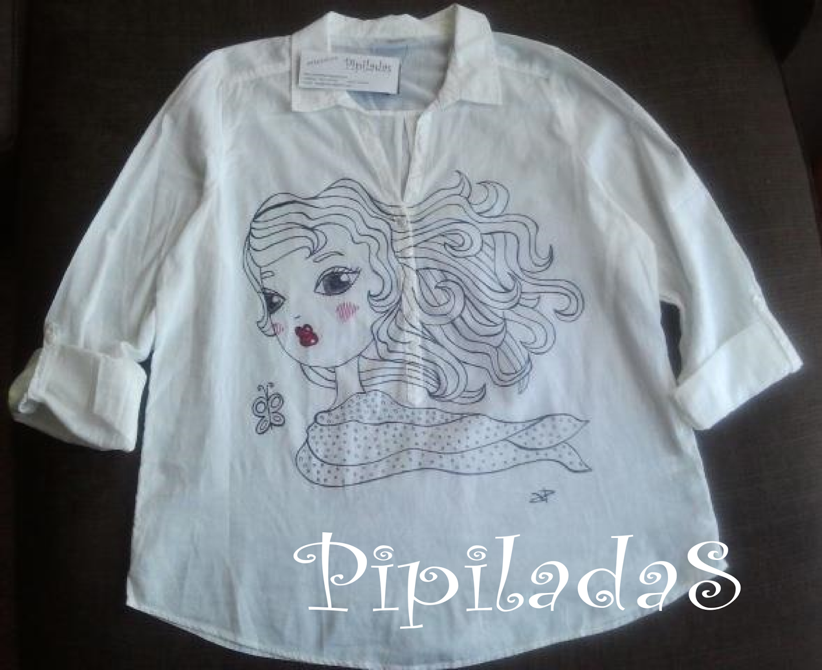 Camisa blanca con dibujo original camisa blanca con dibujo original