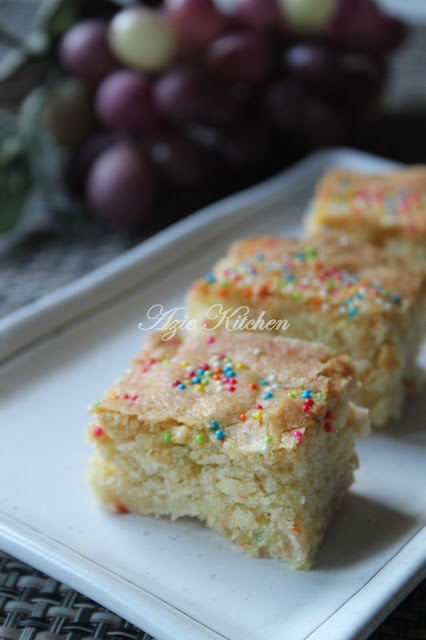 Confetti Blondies Yang Sedap