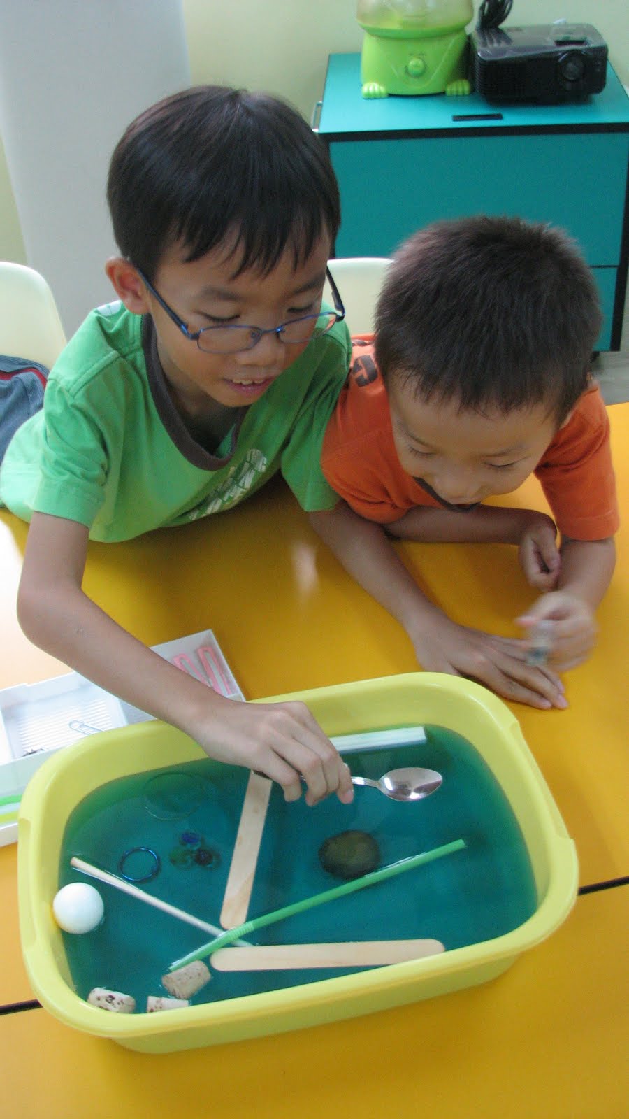 TinkerLab: Science Enrichment: "Fun with Science!" (6-8 year olds)