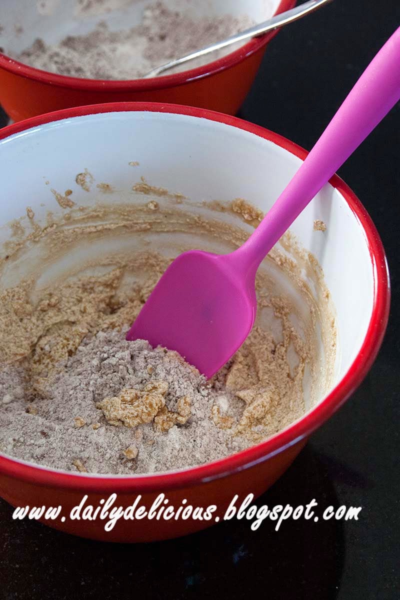 dailydelicious Dairy Free chocolate maple cookies