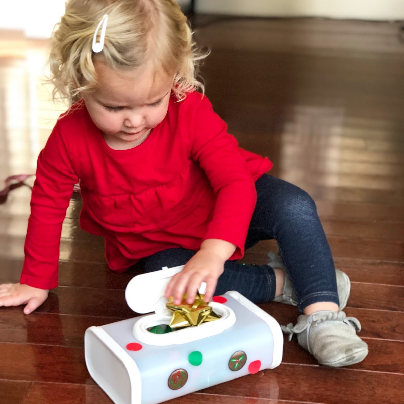 Toddler Approved!: Christmas Busy Box for Toddlers