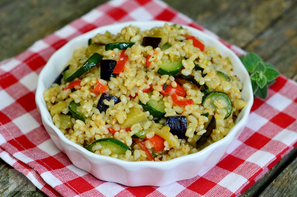 Orez integral cu legume CAIETUL CU RETETE