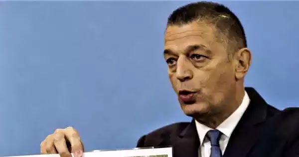 ΥΦΕΘΑ Α.Στεφανής από την Λέσβο: «Τι σας πειράζουν 20.000 μετανάστες; Στην υπόλοιπη Ελλάδα έχουμε 1,8 εκατομμύρια»! ΥΦΕΘΑ Α.Στεφανής από την Λέσβο: «Τι σας πειράζουν 20.000 μετανάστες; Στην υπόλοιπη Ελλάδα έχουμε 1,8 εκατομμύρια»!