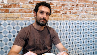 Isaac Pachón: «Escribo porque quiero seguir siendo un niño: imaginar, jugar, sorprender»