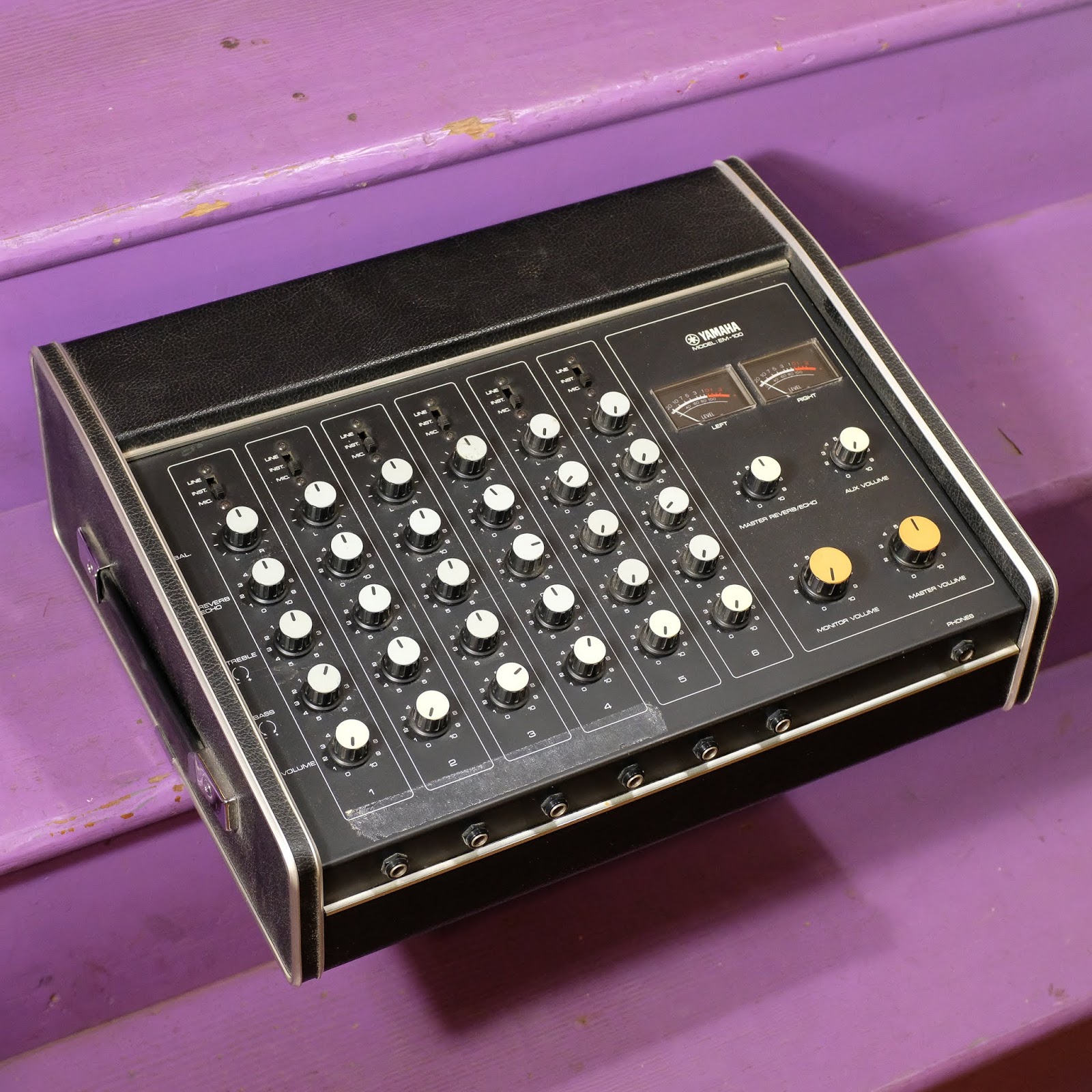 1970s Yamaha EM100 6Channel Powered Mixer