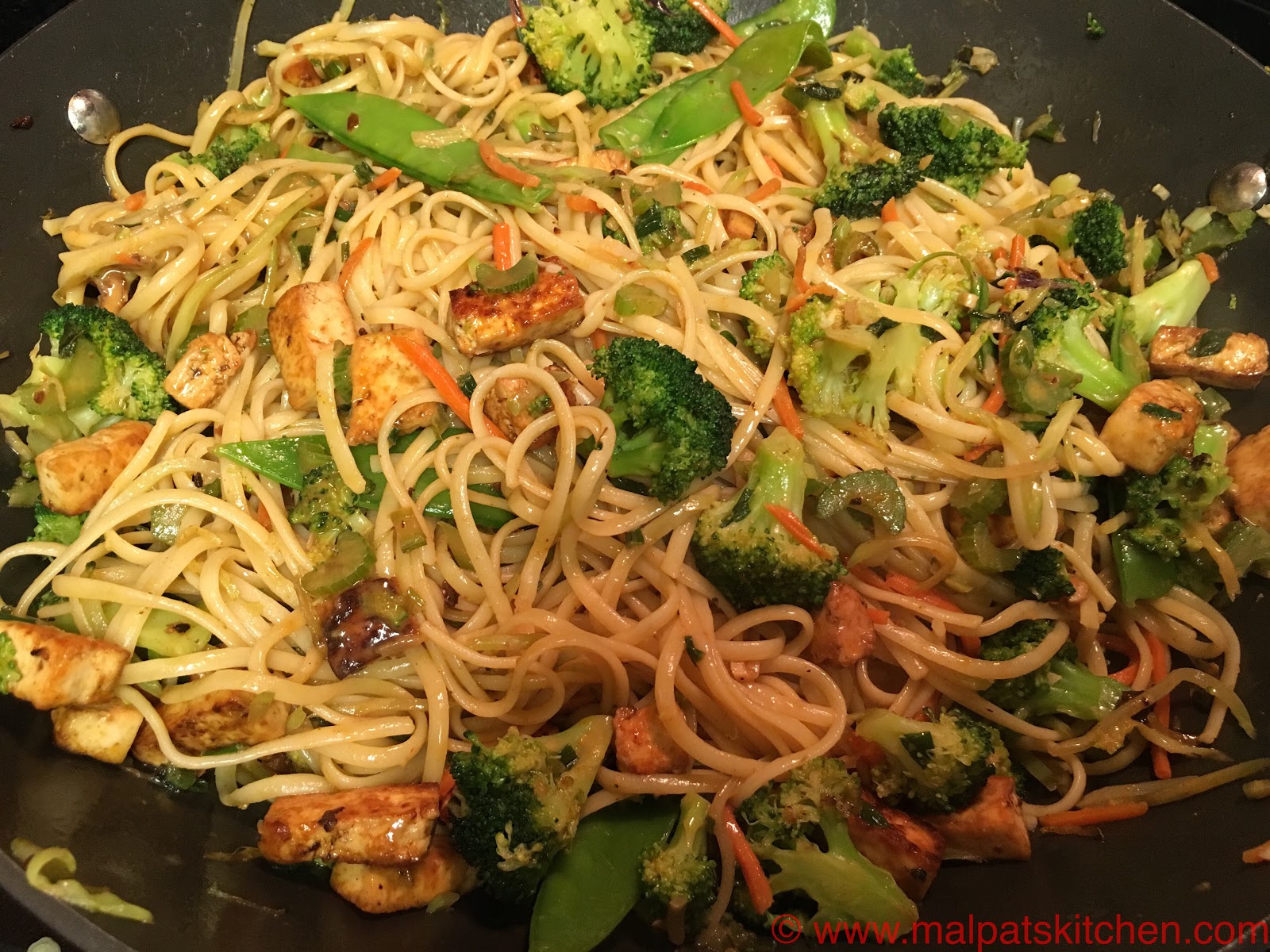 VEGETABLE NOODLES IN PEANUT SAUCE - with a short video ~ Malpats Kitchen