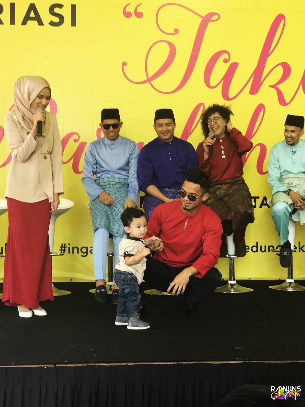 Jakel Shah Alam, Aaron Aziz, Ayda Jebat, Nabil Ahmad, Shca al-Yahya, Awal Ashaari, Lara Alana, Hanis Zulaikha, Hairul Azreen, Yusof Iskandar, Harith Iskander, baju melayu, kurta, kurung moden, promosi jakel Jakel Shah Alam, Aaron Aziz, Ayda Jebat, Nabil Ahmad, Shca al-Yahya, Awal Ashaari, Lara Alana, Hanis Zulaikha, Hairul Azreen, Yusof Iskandar, Harith Iskander, baju melayu, kurta, kurung moden, promosi jakel